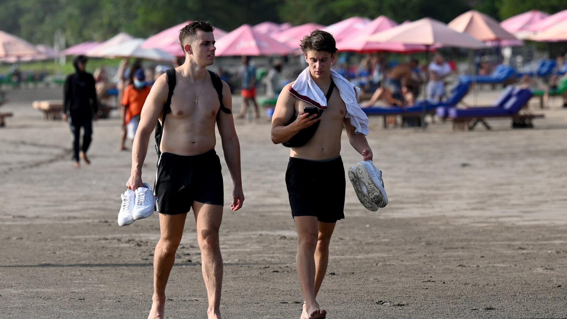 Strafen F R Sex Au Erhalb Der Ehe Indonesien Beruhigt Urlauber