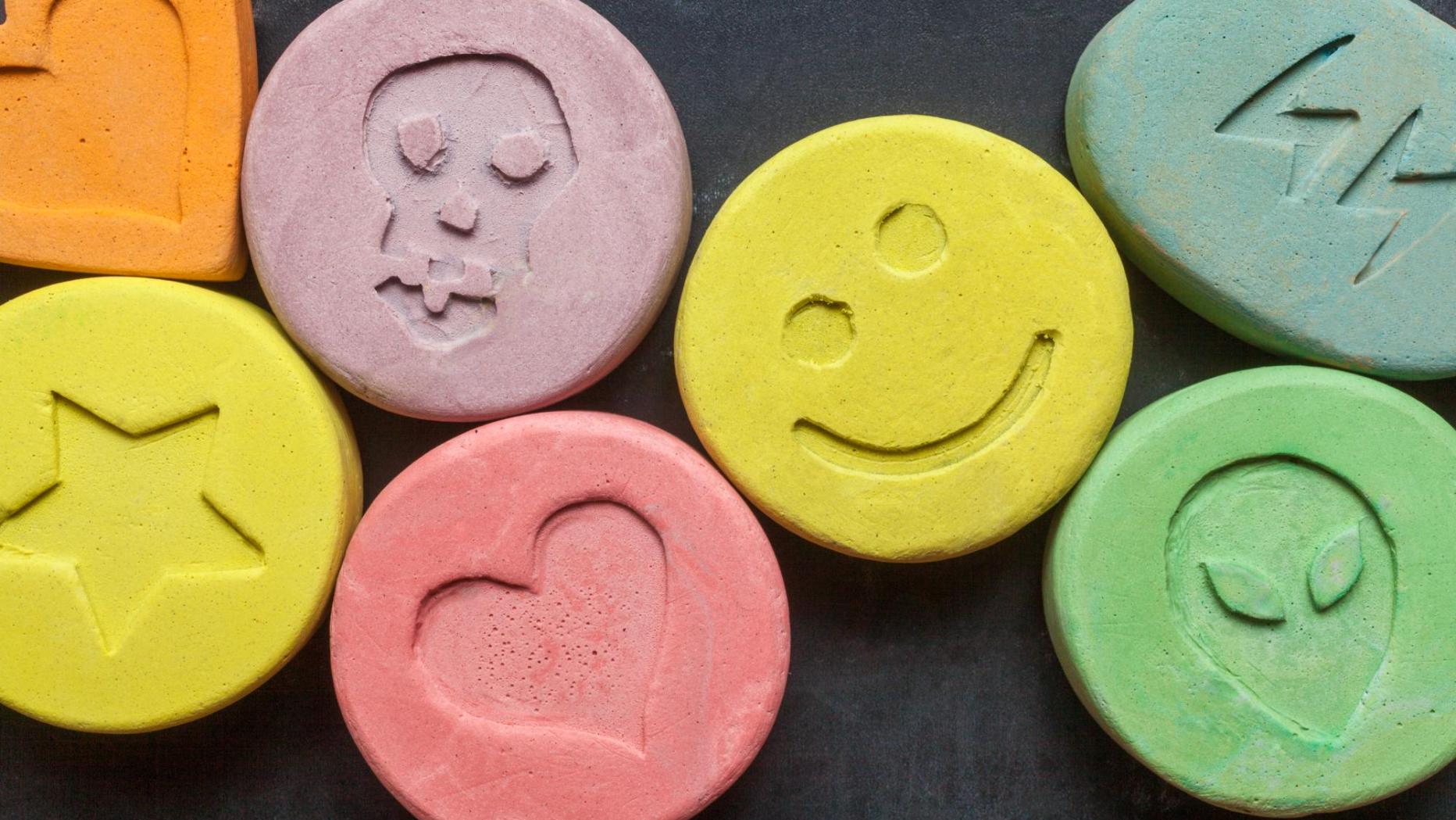 Bereits Zwei Tote Alarm Um Ecstasy Pillen In Deutschland