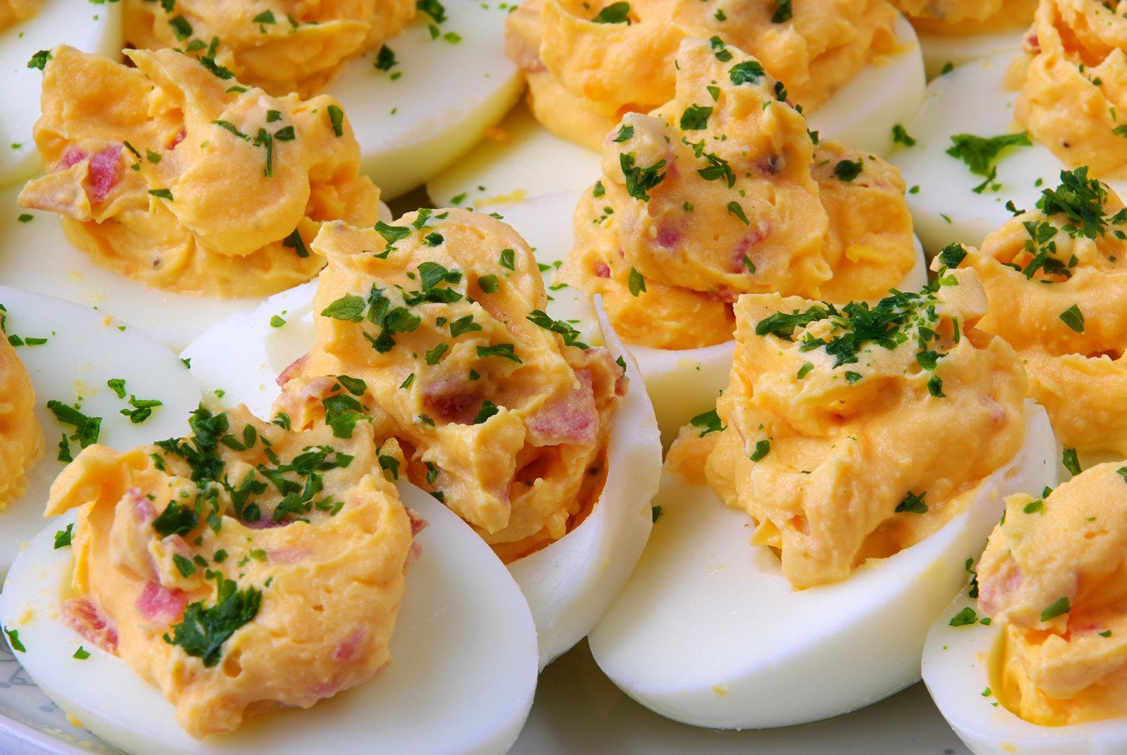 12 Rezepte, mit denen man hart gekochte Eier los wird | kurier.at