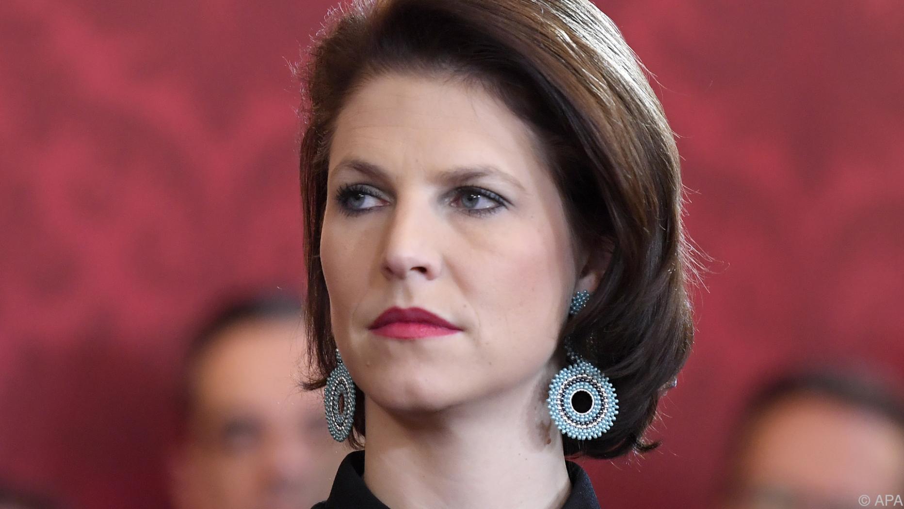 Frauen in der Politik Verniedlicht, verspottet, verhasst kurier.at