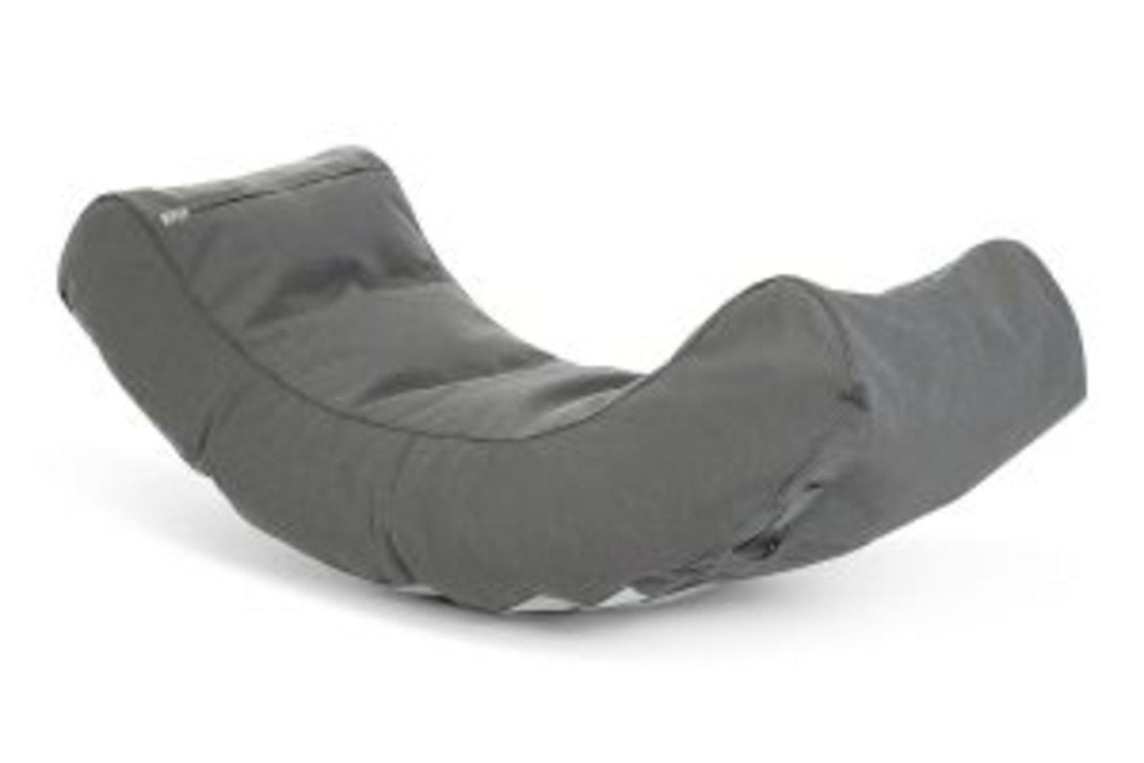 Schön schaukeln auf Kufen statt Stuhlbeinen | kurier.at