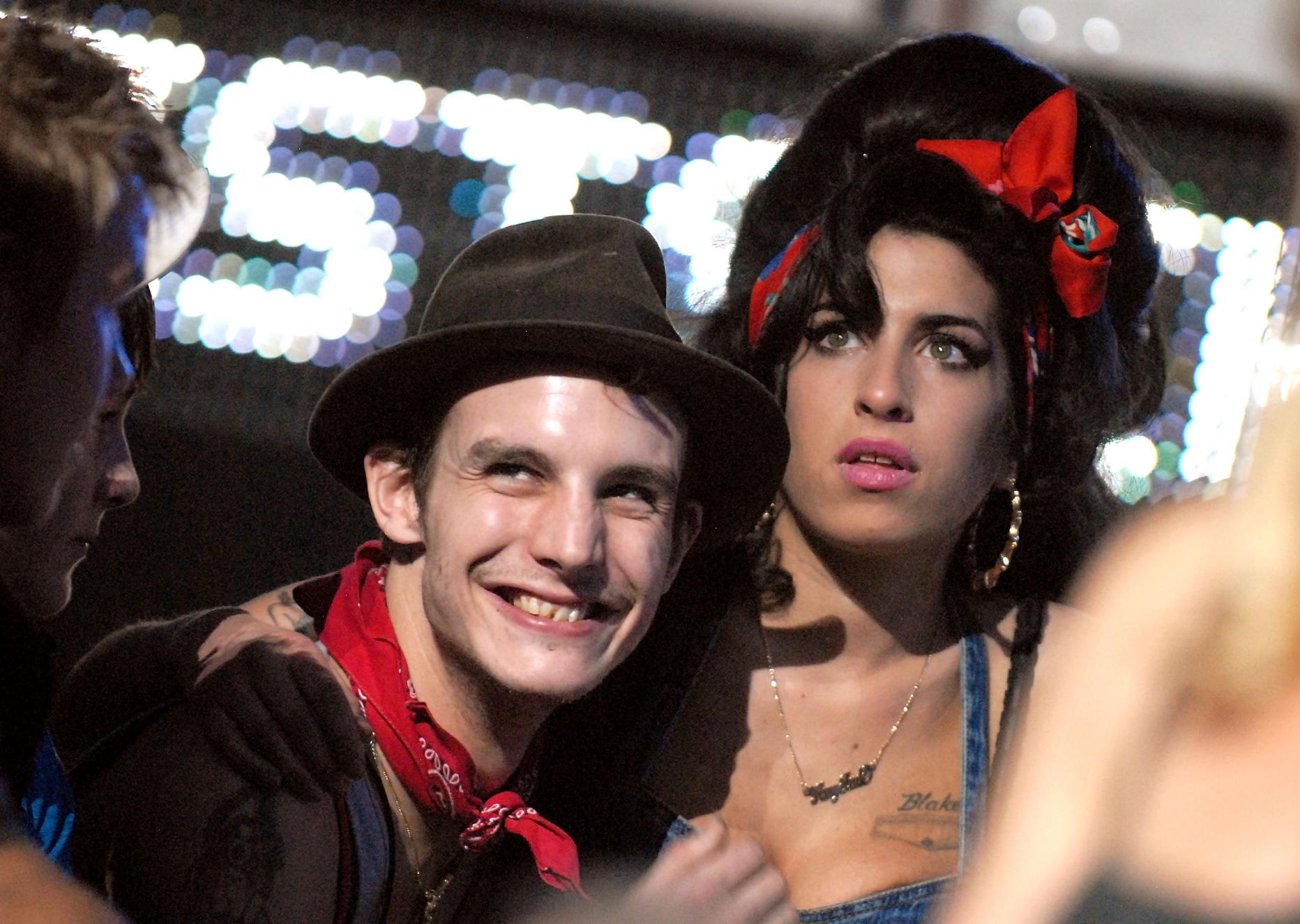 Amy Winehouse Sänger Prince versuchte sie vor ihrem Ehemann zu retten