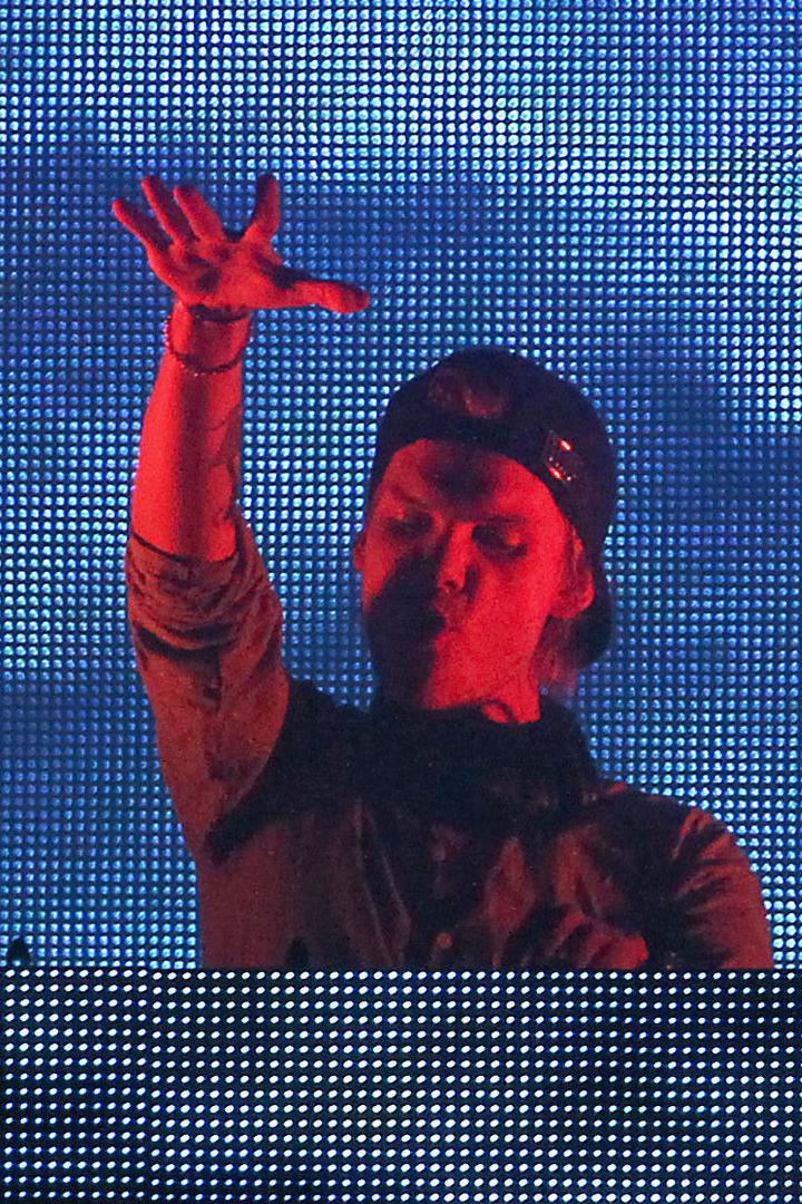 Avicii am DJ-Pult