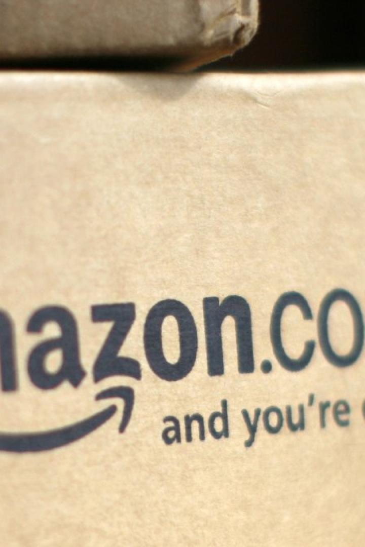 Ein Schweizer muss eine Geldstrafe bezahlen, nach seine Amazon-Bestellung gegen das Waffengesetz verstoßen hat.