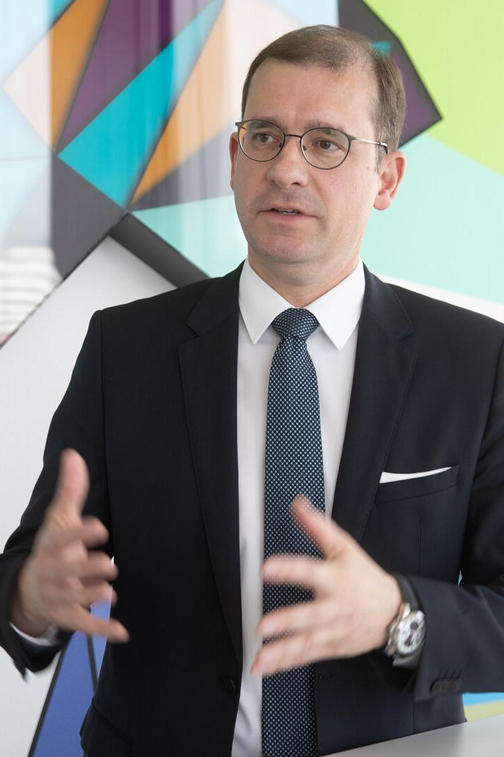 Hans-Peter Weiss, BIG