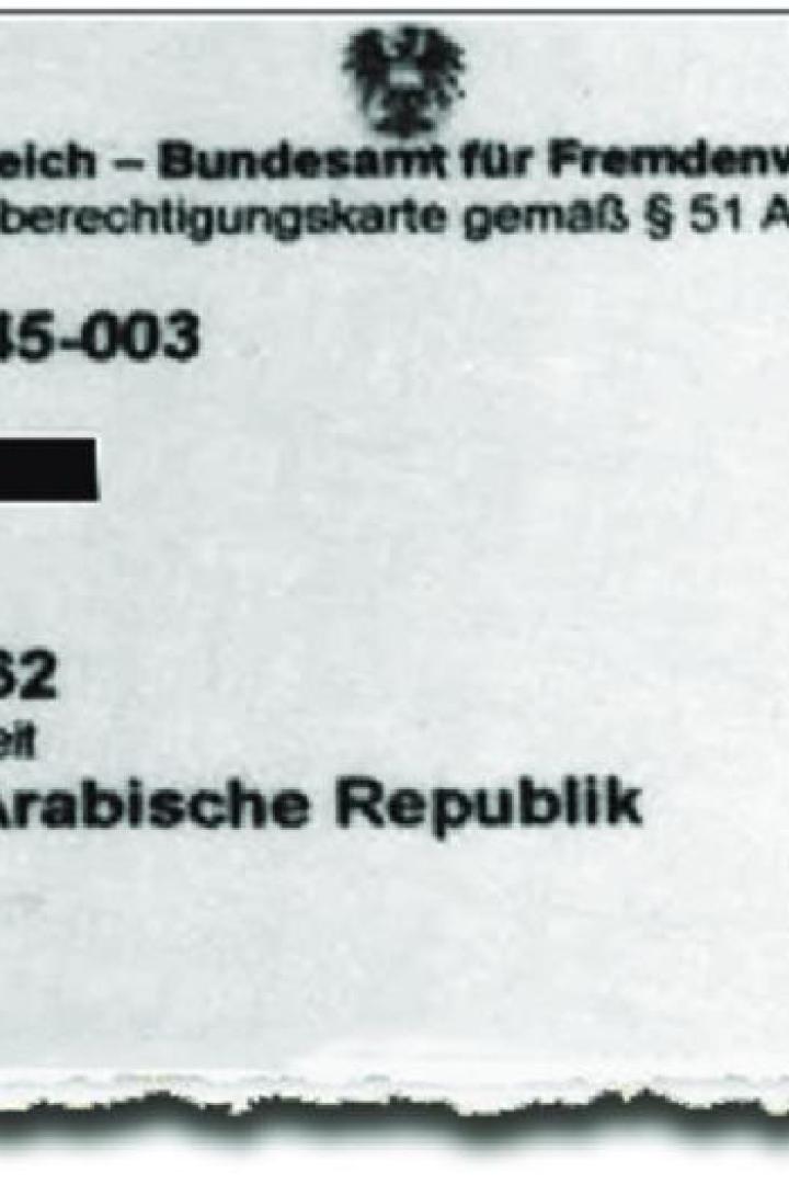 Eine Aufenthaltsberechtigungskarte von Khalid Al-H, geboren am 02.12.1962, Staatsangehörigkeit Syrien.