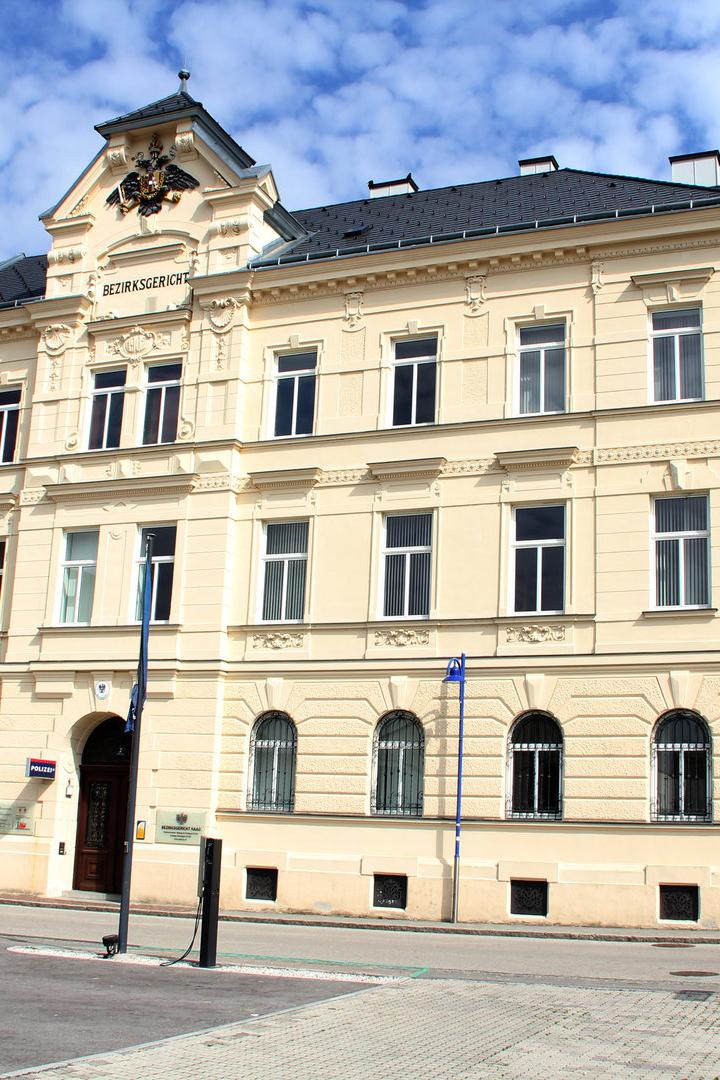 Bezirksgerichtsgebäude in Haag ist in Besitz der Stadt