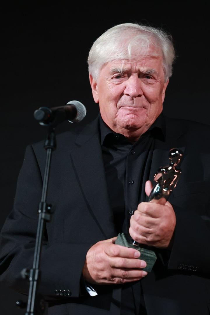 Der Chauffeur der Filmstars, der mit Erni Mangold zwei Mal um die Welt fuhr