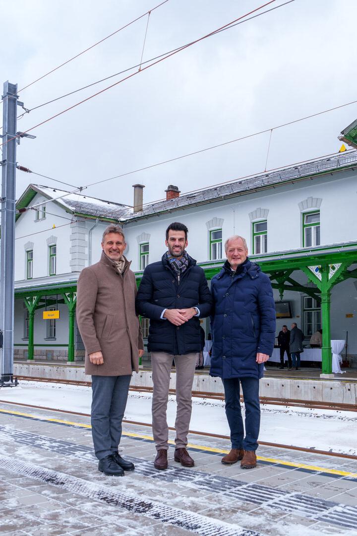 Bahnhofseröffnung sorgt für nächsten Krach zwischen ÖVP und FPÖ in NÖ