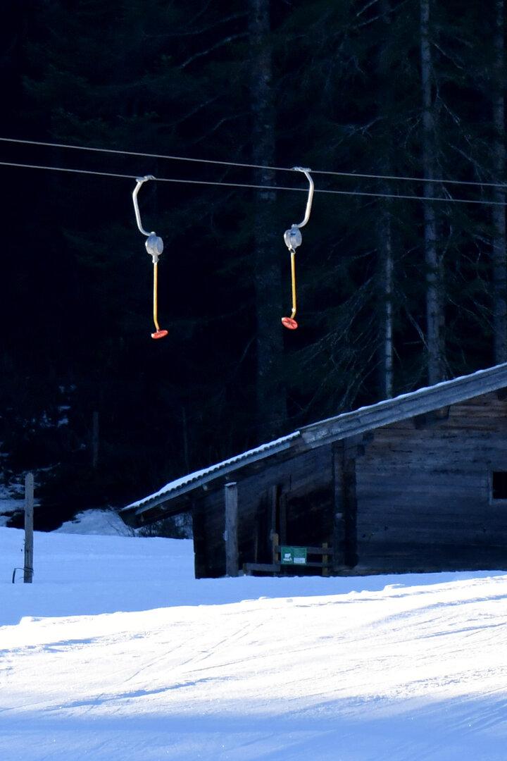 Das Verschwinden der Schlepplifte: Wie der Klimawandel kleinen Skigebieten zusetzt