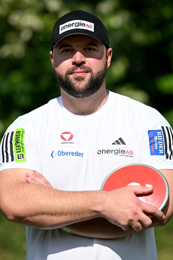Lukas Weißhaidinger und sein Diskus am 20. Mai 2025 in der Südstadt.