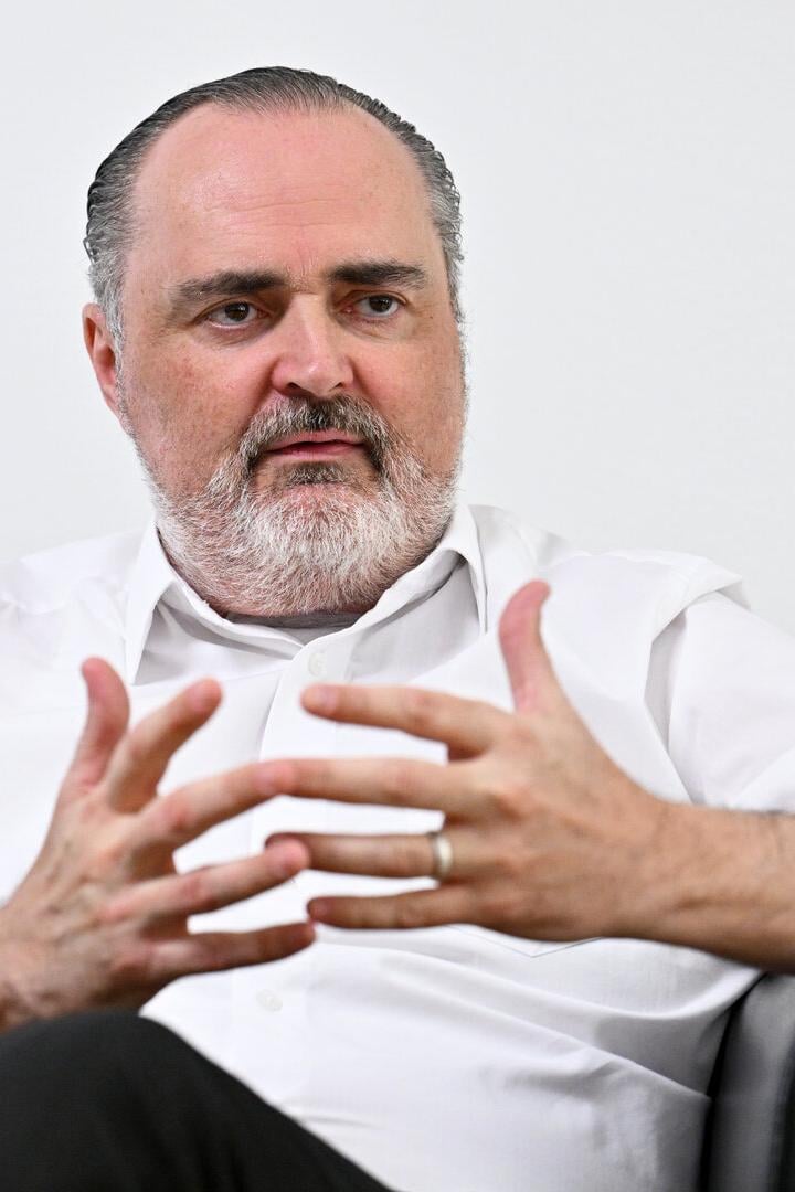 INTERVIEW: LH HANS PETER DOSKOZIL (SPÖ)