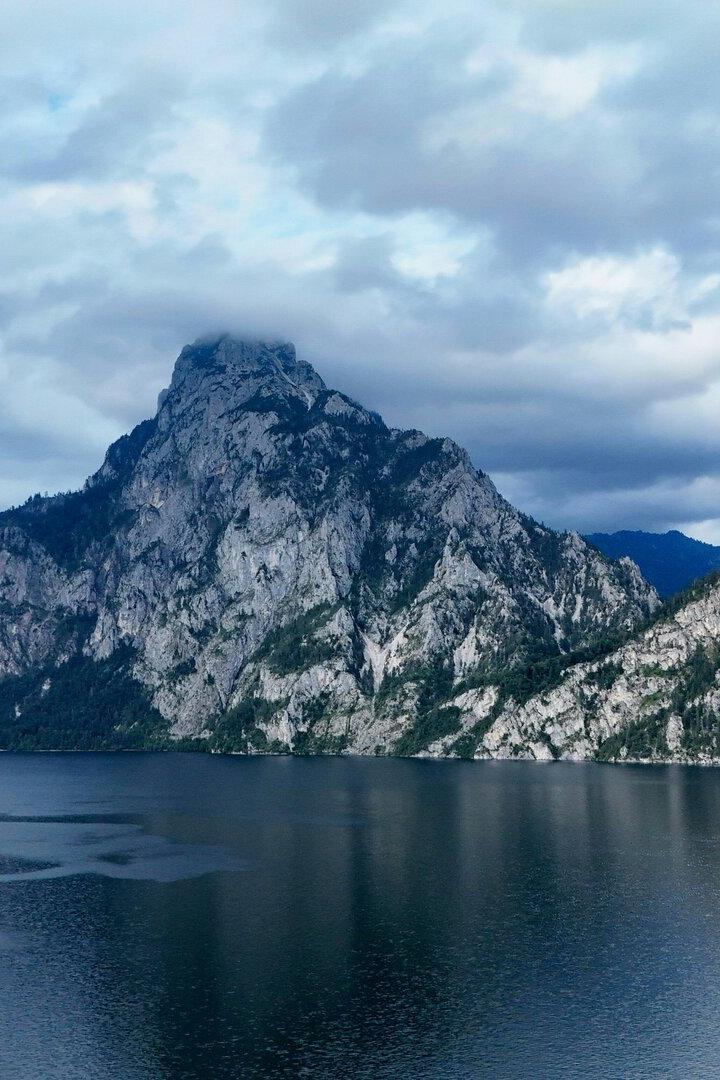 ++ THEMENBILD ++ TRAUNSEE / TRAUNSTEIN / SALZKAMMERGUT