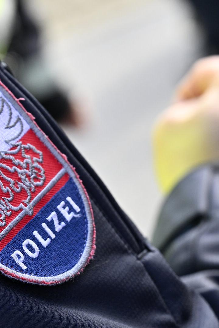 ++ THEMENBILD ++ POLIZEI / EXEKUTIVE / POLIZEIUNIFORM
