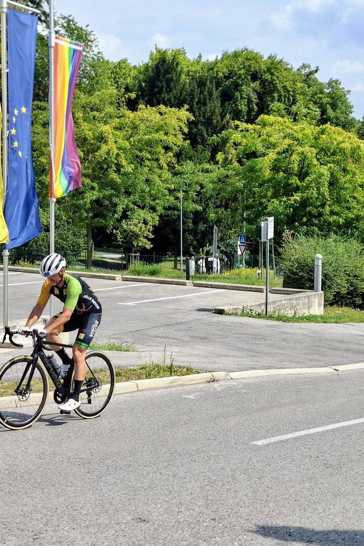 Robert Grabner, Everesting