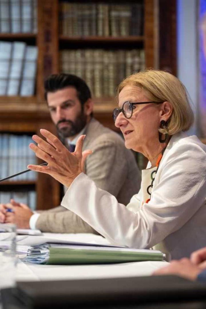 Landbauer, Mikl-Leitner und Pernkopf nebeneinander an einem Tisch