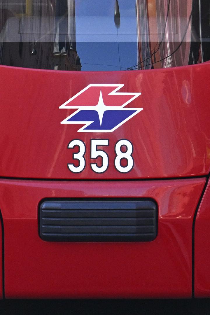 ++ THEMENBILD ++ STRASSENBAH / WIENER LINIEN / VERKEHR / ÖFFENTLICHE VERKEHRSMITTEL