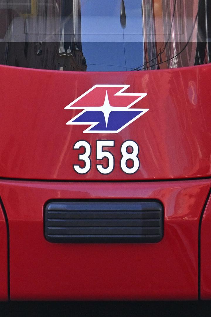 ++ THEMENBILD ++ STRASSENBAH / WIENER LINIEN / VERKEHR / ÖFFENTLICHE VERKEHRSMITTEL