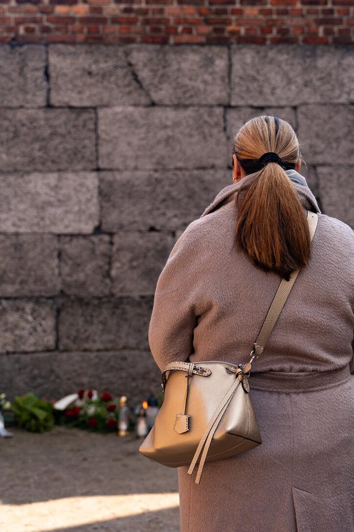 Besuch in Auschwitzt mit Barbara Novak und Franz Vranitzky