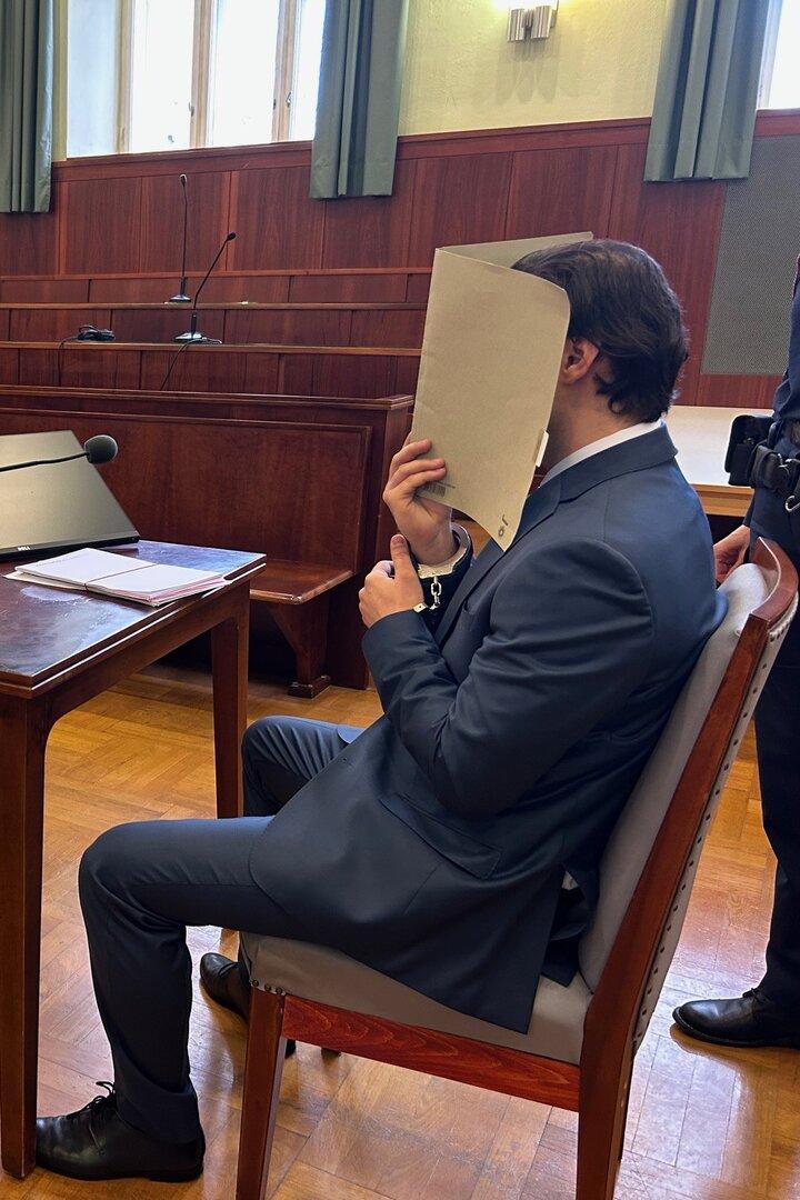 Der Angeklagte beteuerte seine Unschuld, die DNA-Spuren zeichnen ein anderes Bild.