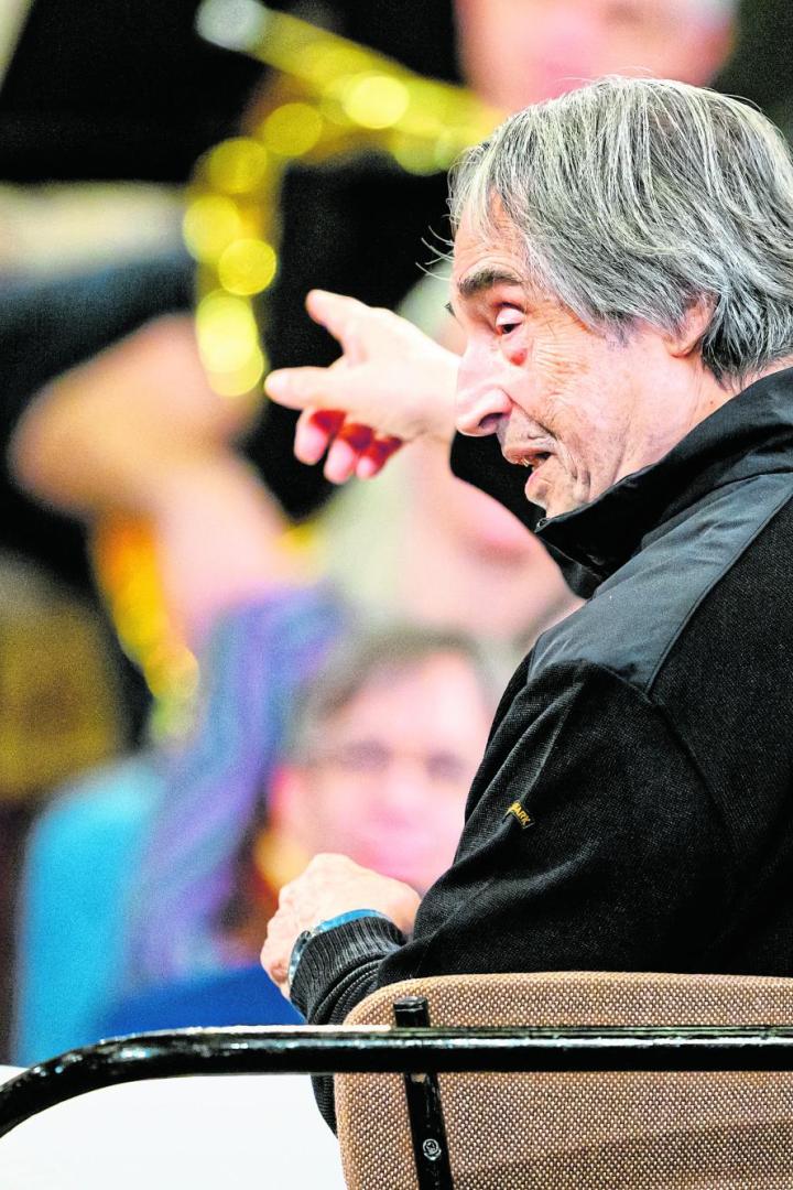 "Wie Clowns": Riccardo Muti kritisiert wild gestikulierende Dirigenten