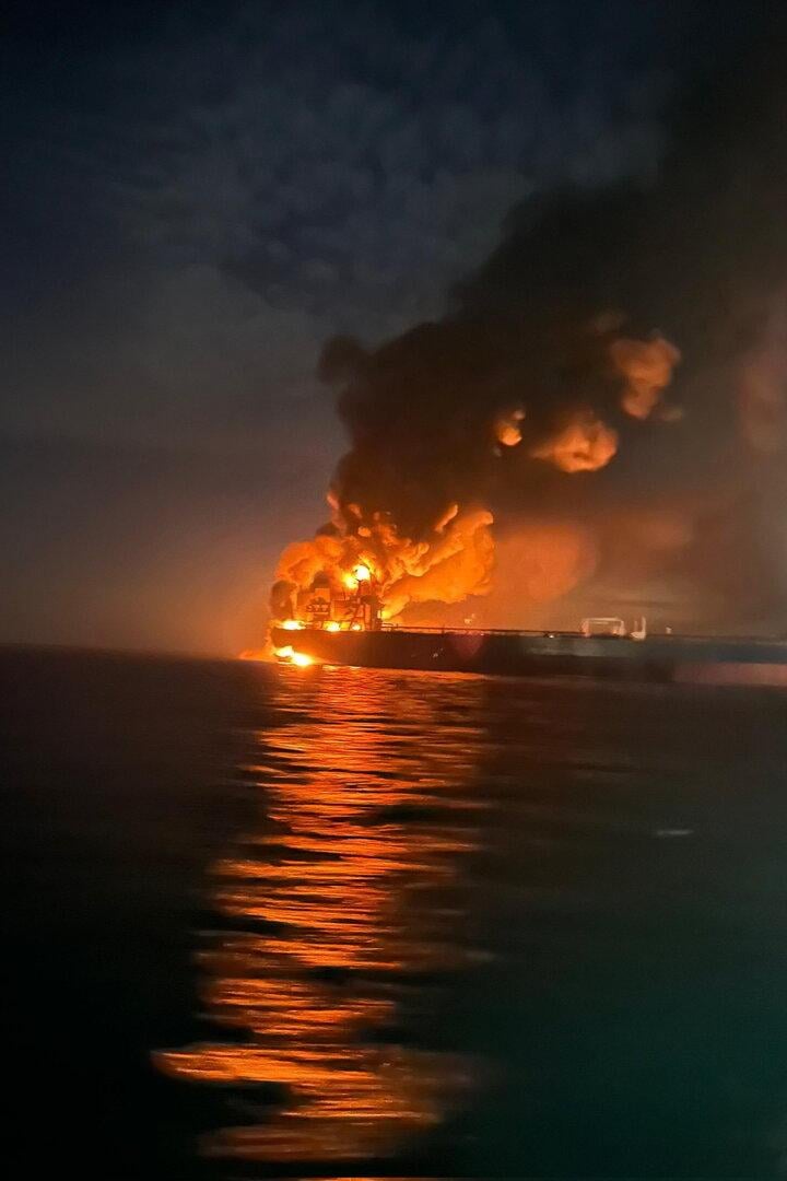 Sanctioned tankers hit by blasts in Balck Sea