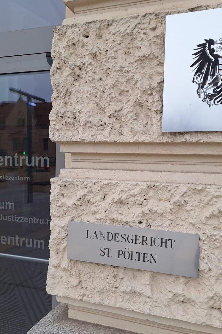 landesgericht st. Pölten 