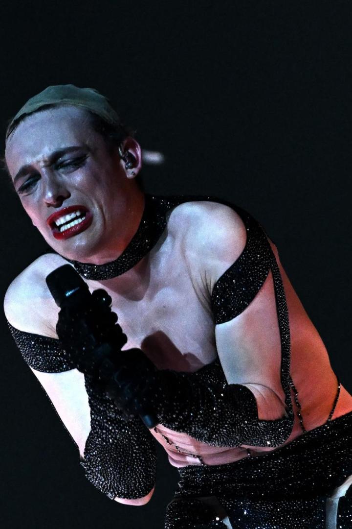 Song Contest: Vorjahresgewinneract Nemo gibt wegen Israel Trophäe zurück