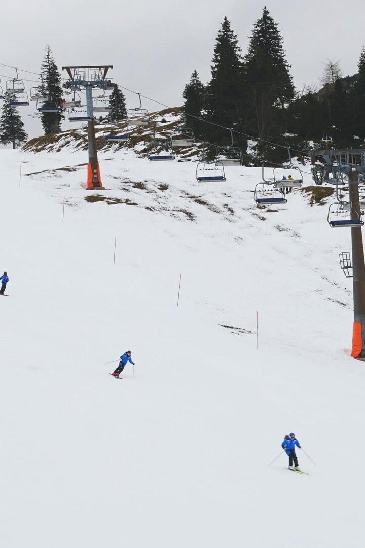 Bei besten Pisten-Bedingungen wurde von den Hochkar-Bergbahnen  am ersten Dezemberwochenende die Saison gestartet.