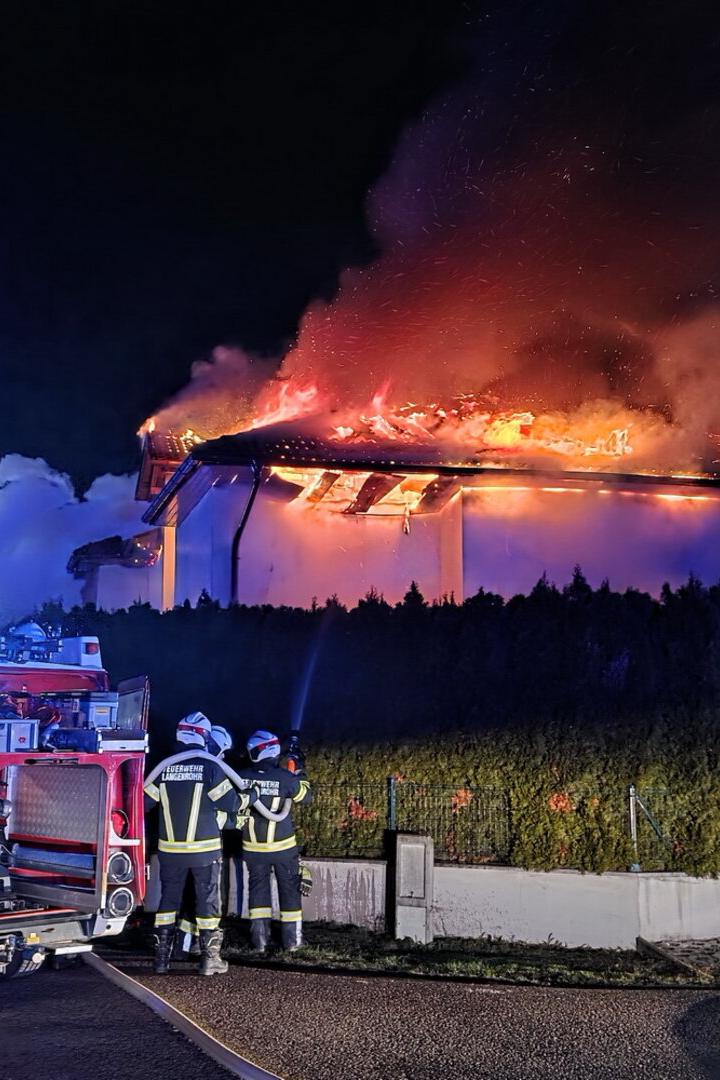 Großbrand in einem Einfamilienhaus in Langenrohr
