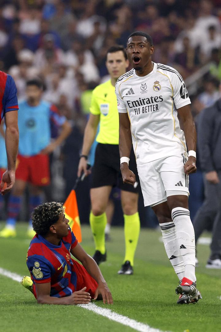 Alaba im Clasico gegen Barcelona