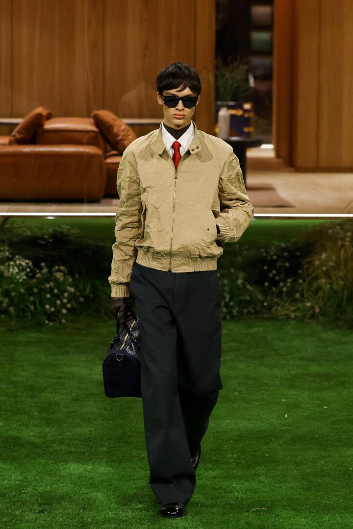 Louis Vuitton Menswear Fall/Winter 2026-2027 collection show in Paris