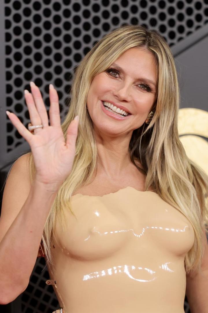 Heidi Klum in Marina Hoermanseder