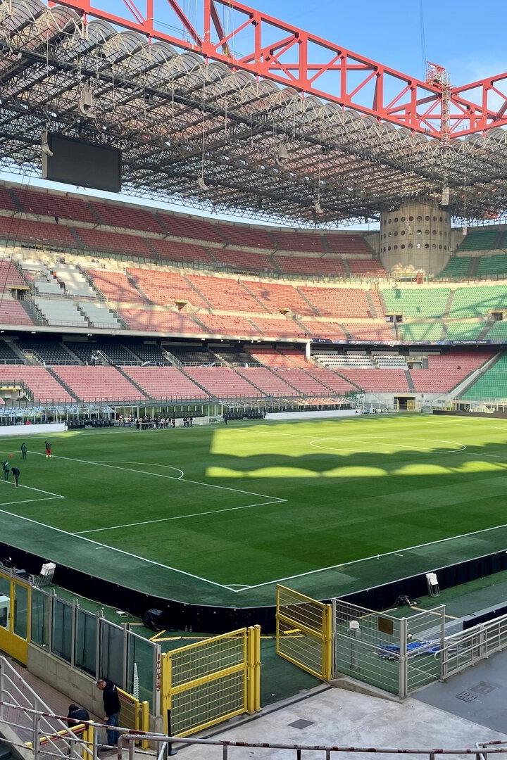 Eine Innenansicht des Giuseppe-Meazza-Stadions.