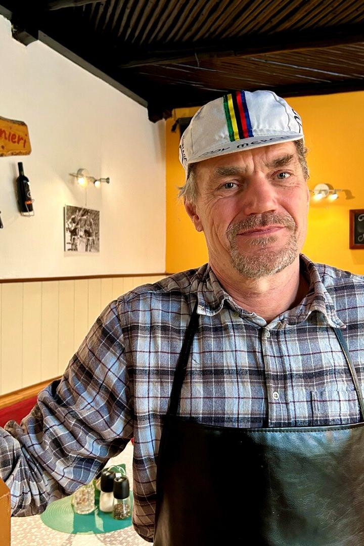 Christian Bartik in seinem Gasthaus.