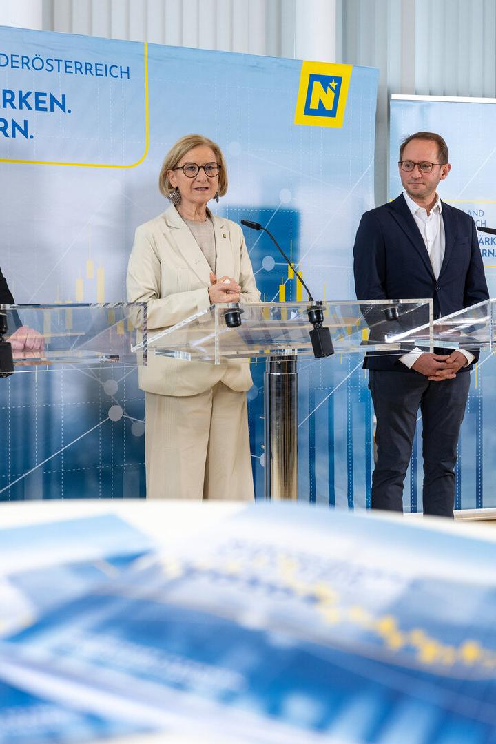 Helmenstein, Mikl-Leitner, Winkler