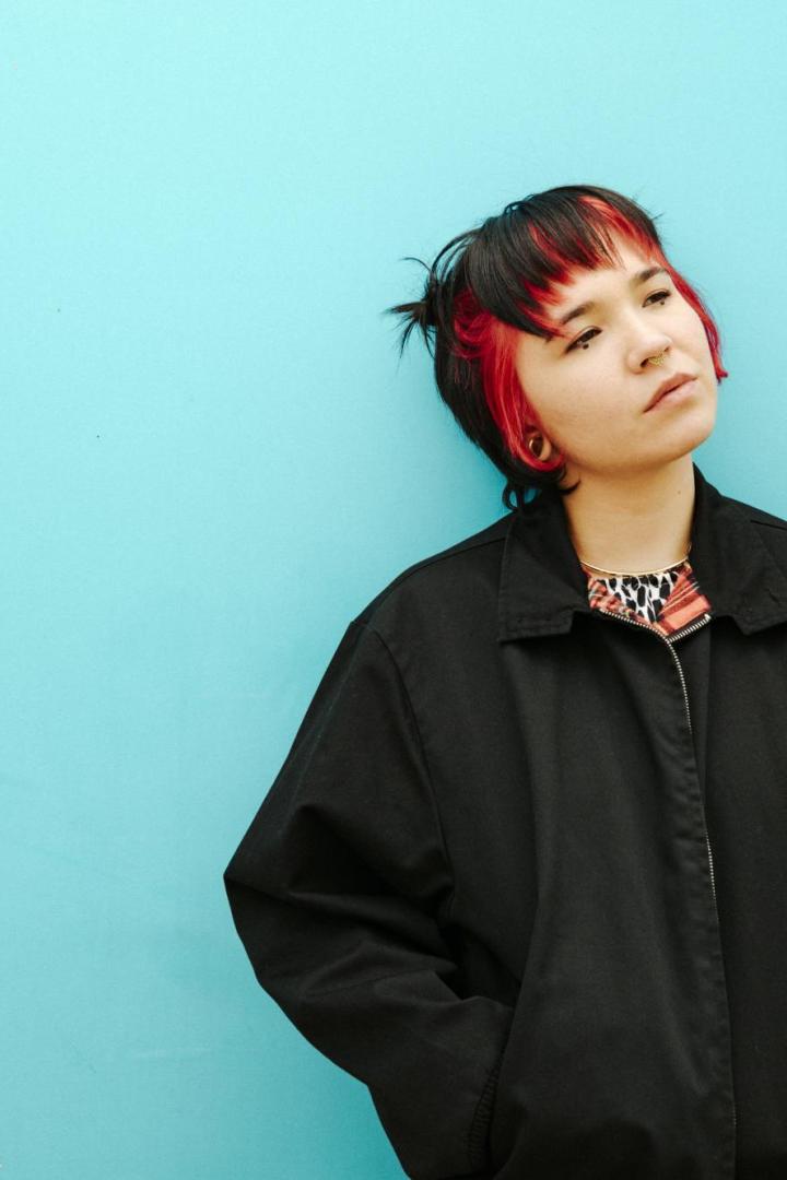 „Man wird oft beschimpft“: Sängerin Nana Falkner spricht Klartext