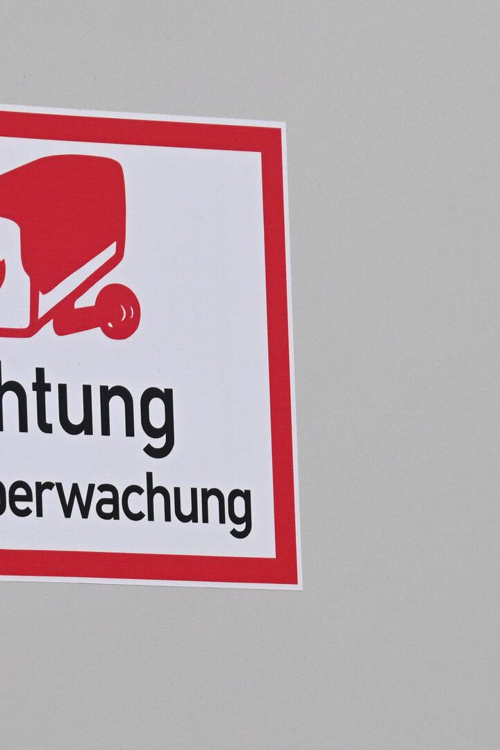 ++ THEMENBILD ++ VIDEOÜBERWACHUNG / ÜBERWACHUNGSKAMERA / SICHERHEIT / DATENSCHUTZ / GRUNDRECHTE / IT