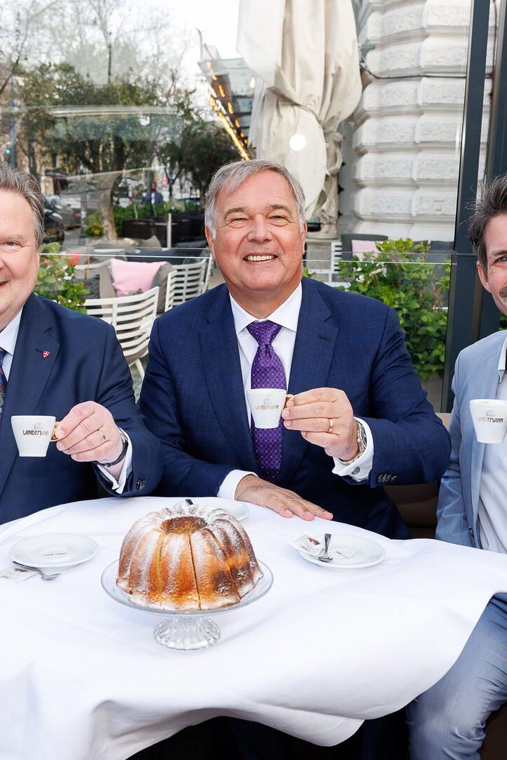Eröffnung der Schanigartensaison in wien
