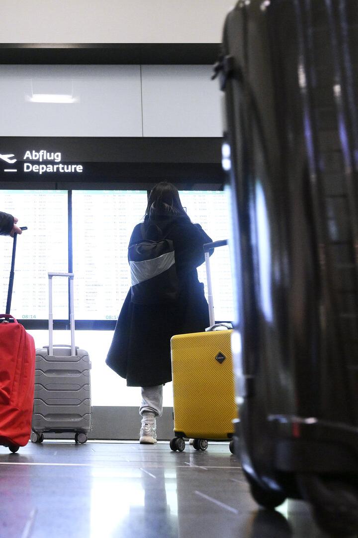 WARNSTREIK IM DEUTSCHEN FLUGVERKEHR - AUSWIRKUNGEN AM FLUGHAFEN WIEN-SCHWECHAT