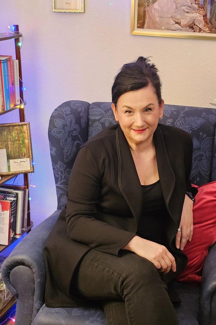 Krimi-Autorin Theresa Prammer