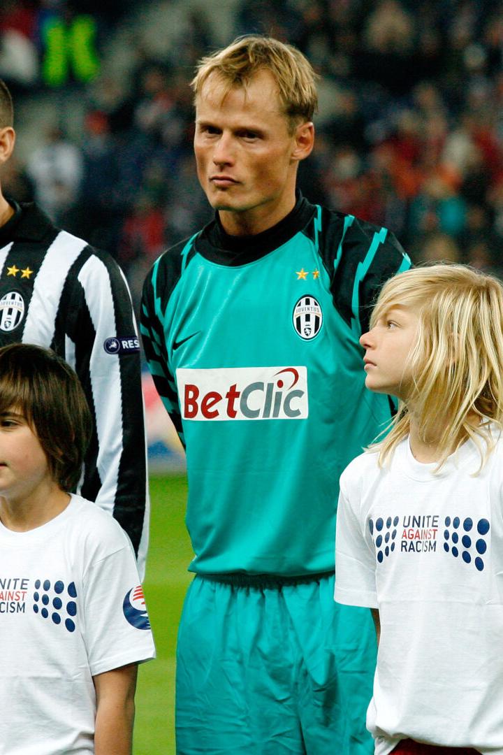 Manninger (Mitte) mit Chiellini und Del Piero (re.)