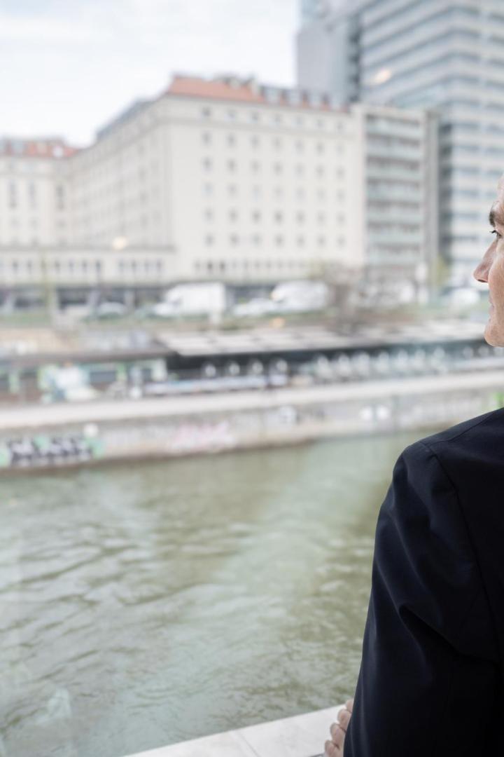 "Wurde sexuell belästigt": Betroffene will gegen ORF und Weißmann vorgehen