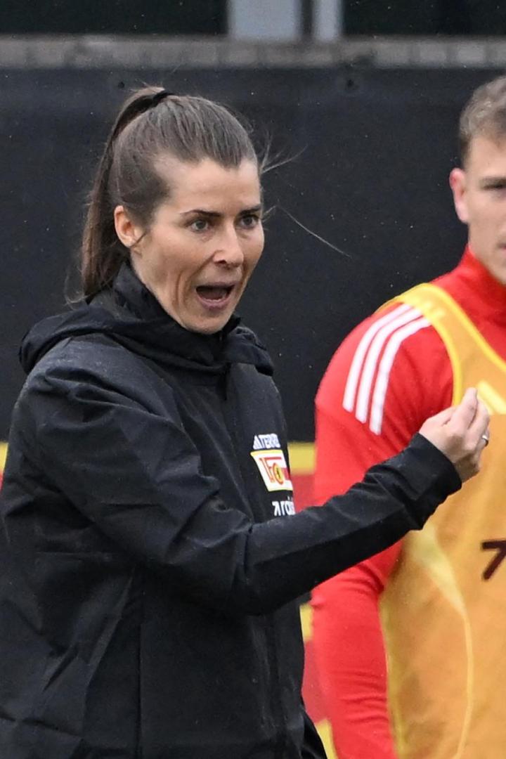 Marie-Louise Eta gibt am Samstag im Heimspiel gegen Wolfsburg ihr Debüt als Trainerin von Union Berlin