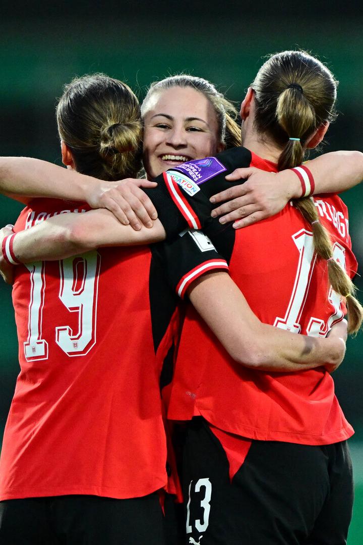 Women's World Cup - European Qualifiers - Austria v Germany