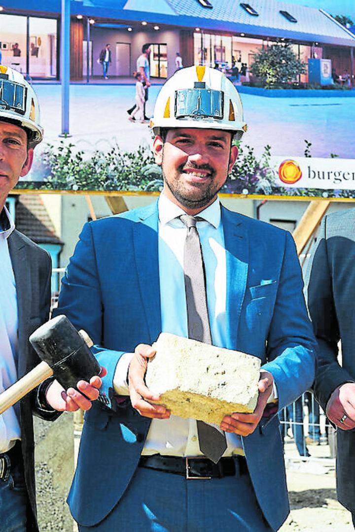 Grundtstein Neue Mitte Gols, Rosner, Bgm. Brandstetter und LR Dorner