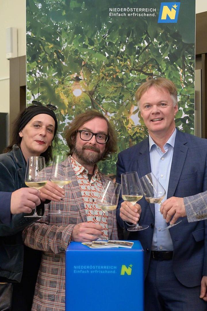 Präsentation des Programmes "Kultur bei Winzerinnen und Winzern"