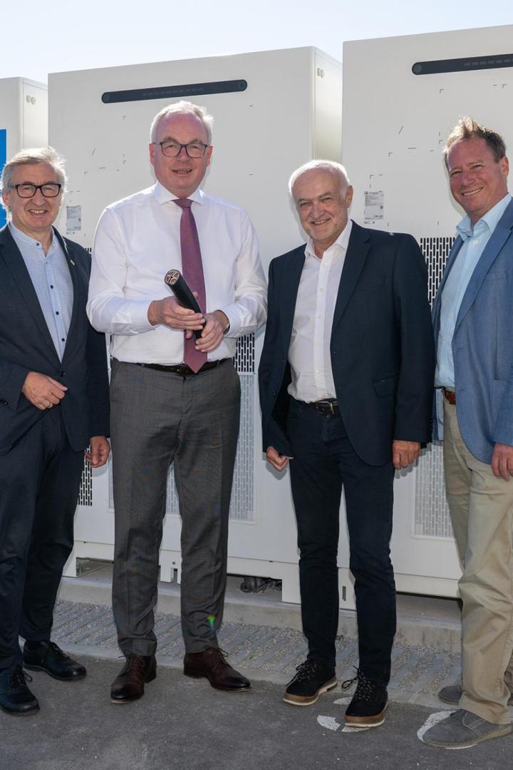 Erster Gewerbe-Schwarmspeicher Österreichs in Wiener Neudorf.
