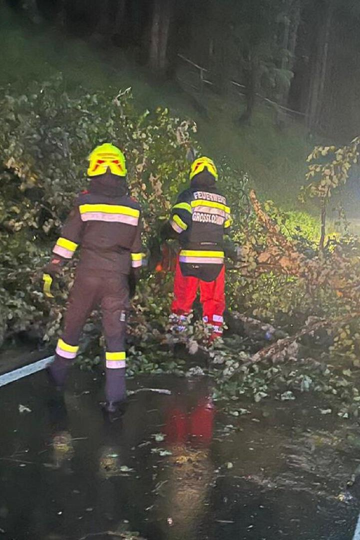 ++ HANDOUT ++ STEIERMARK: UNWETTER