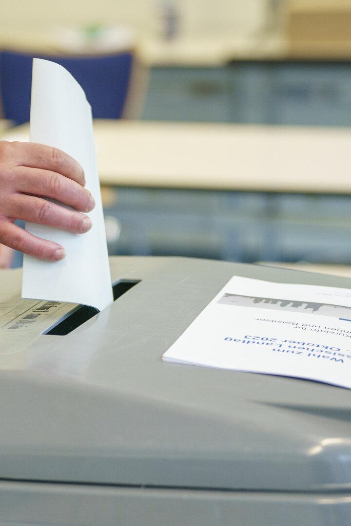 Landtagswahl Hessen · Öffnung der Wahllokale